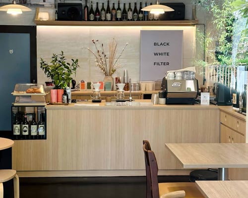 Sun to the Moon Cafe